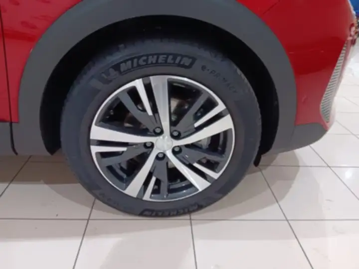 Peugeot 3008 Allure Pack PureTech S&S EAT8 2023, foto 6