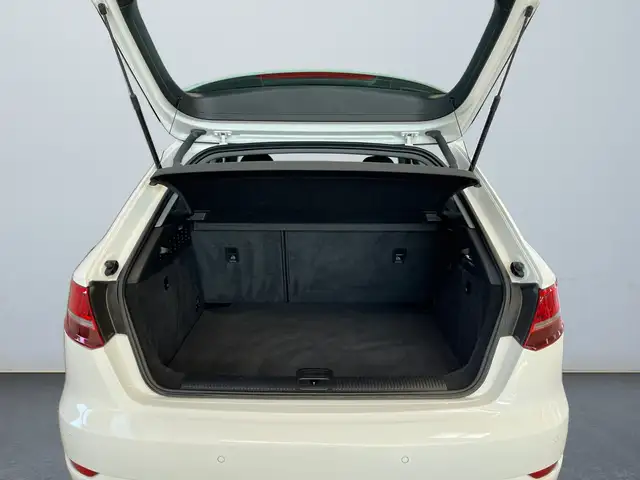 Audi A3 view 14