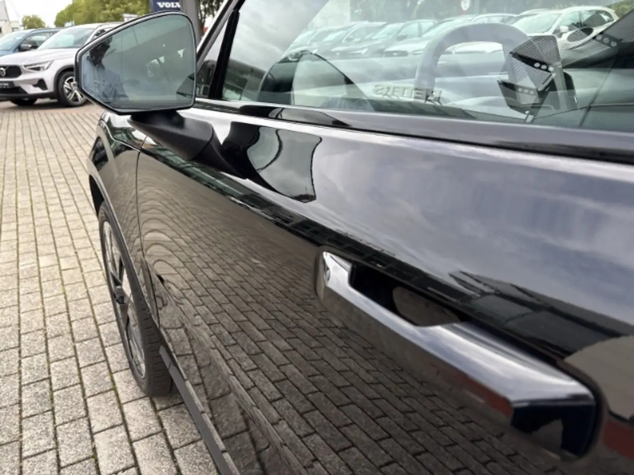 Volvo EX30 Ultra Ext. Range 20''LM Pano HarmanKardon 360 Kame, миниатюра 23