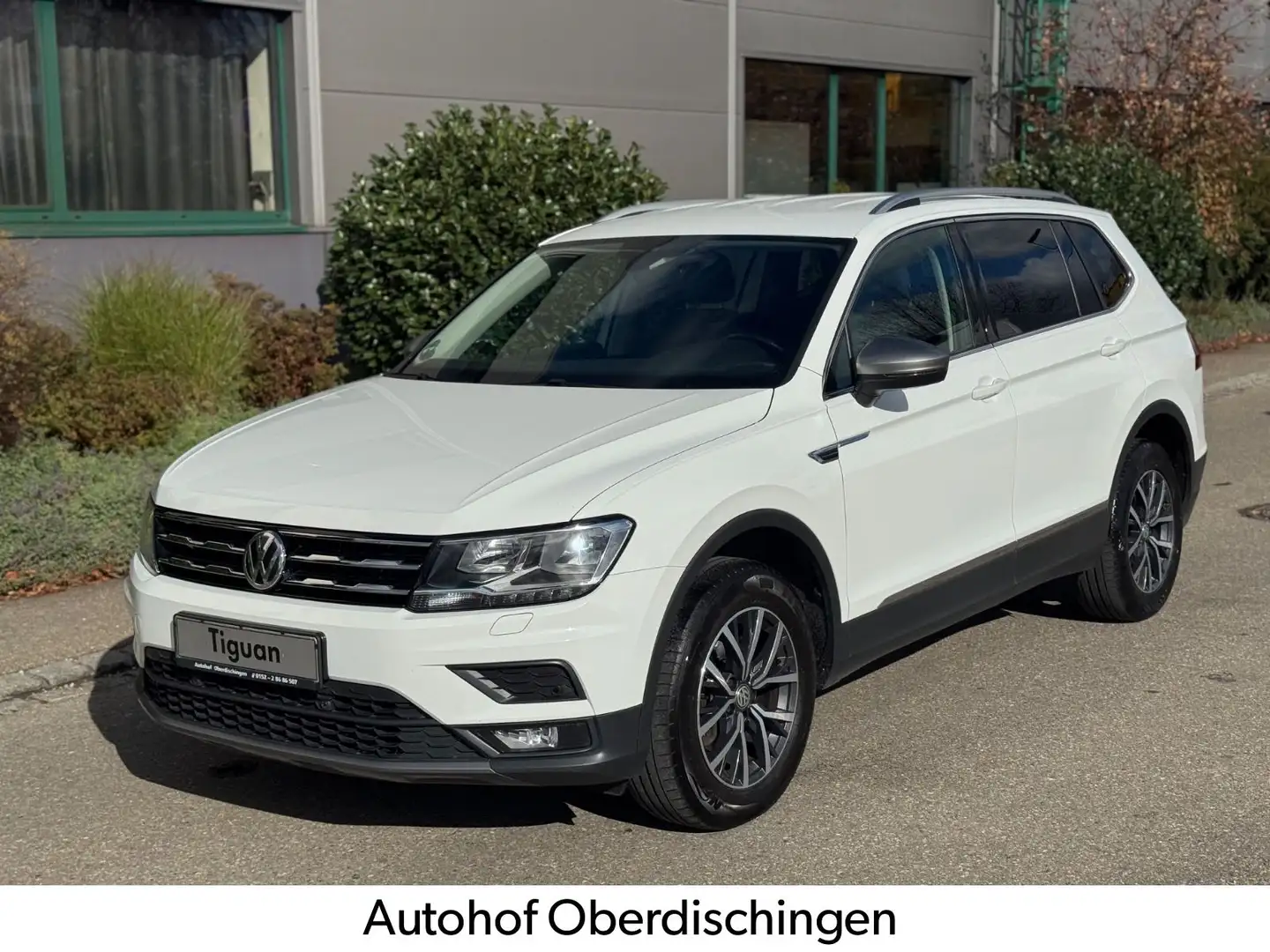 Volkswagen Tiguan Allspace 2.0 TDI Highline/Navi Weiß - 1