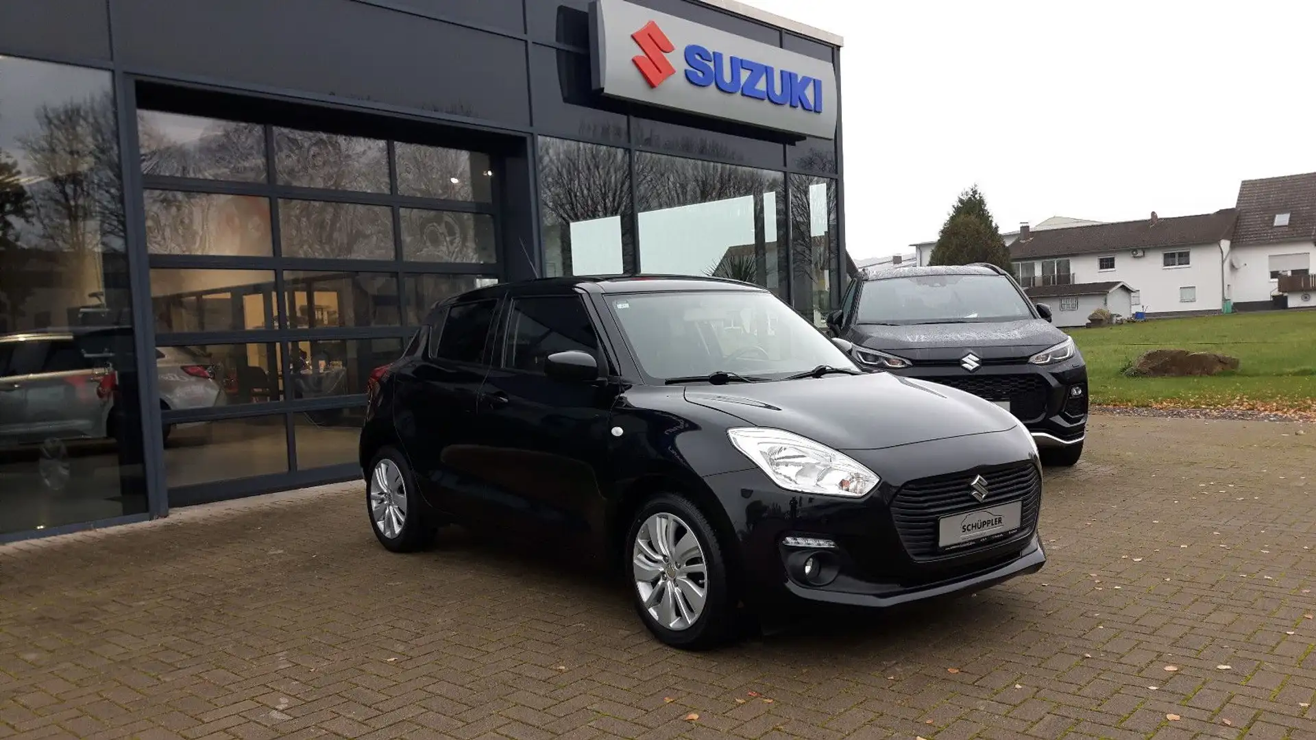 Suzuki Swift 1.0 BOOSTERJET Comfort Schwarz - 2