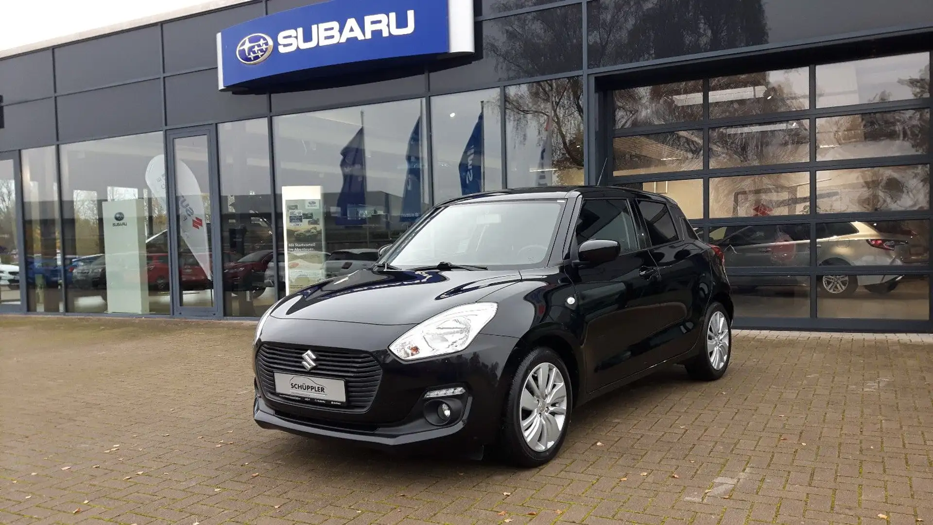 Suzuki Swift 1.0 BOOSTERJET Comfort Schwarz - 1