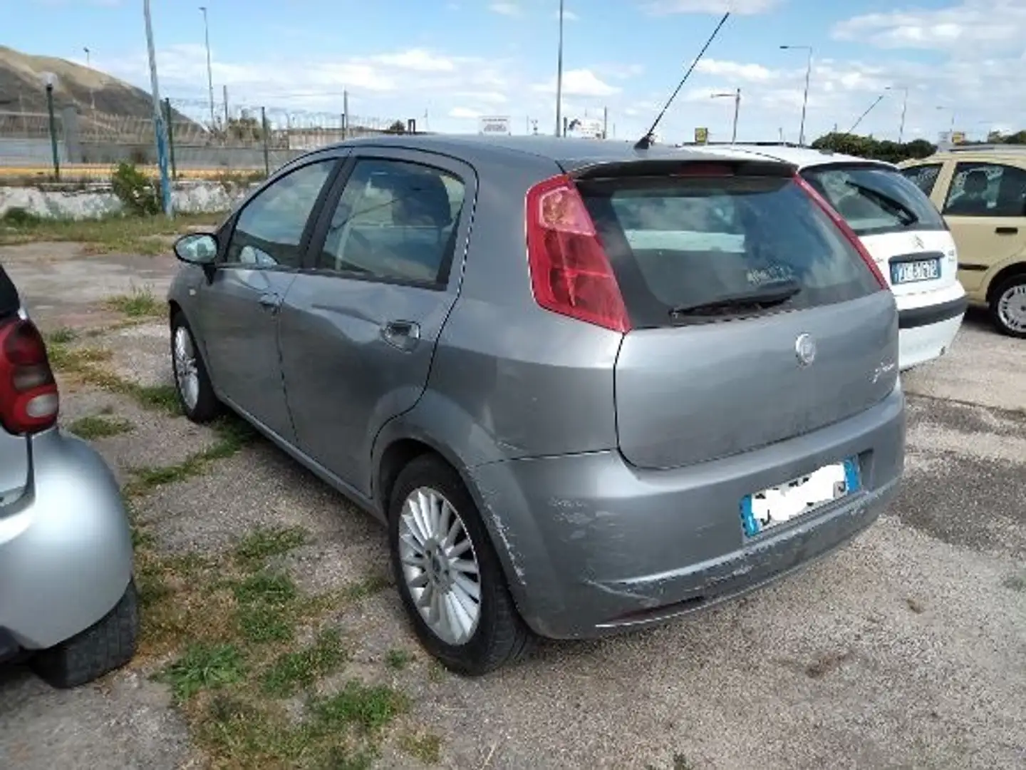 Fiat Grande Punto Grande Punto  5p 1.3 mjt 16v Dynamic 90cv 6m Grigio - 2