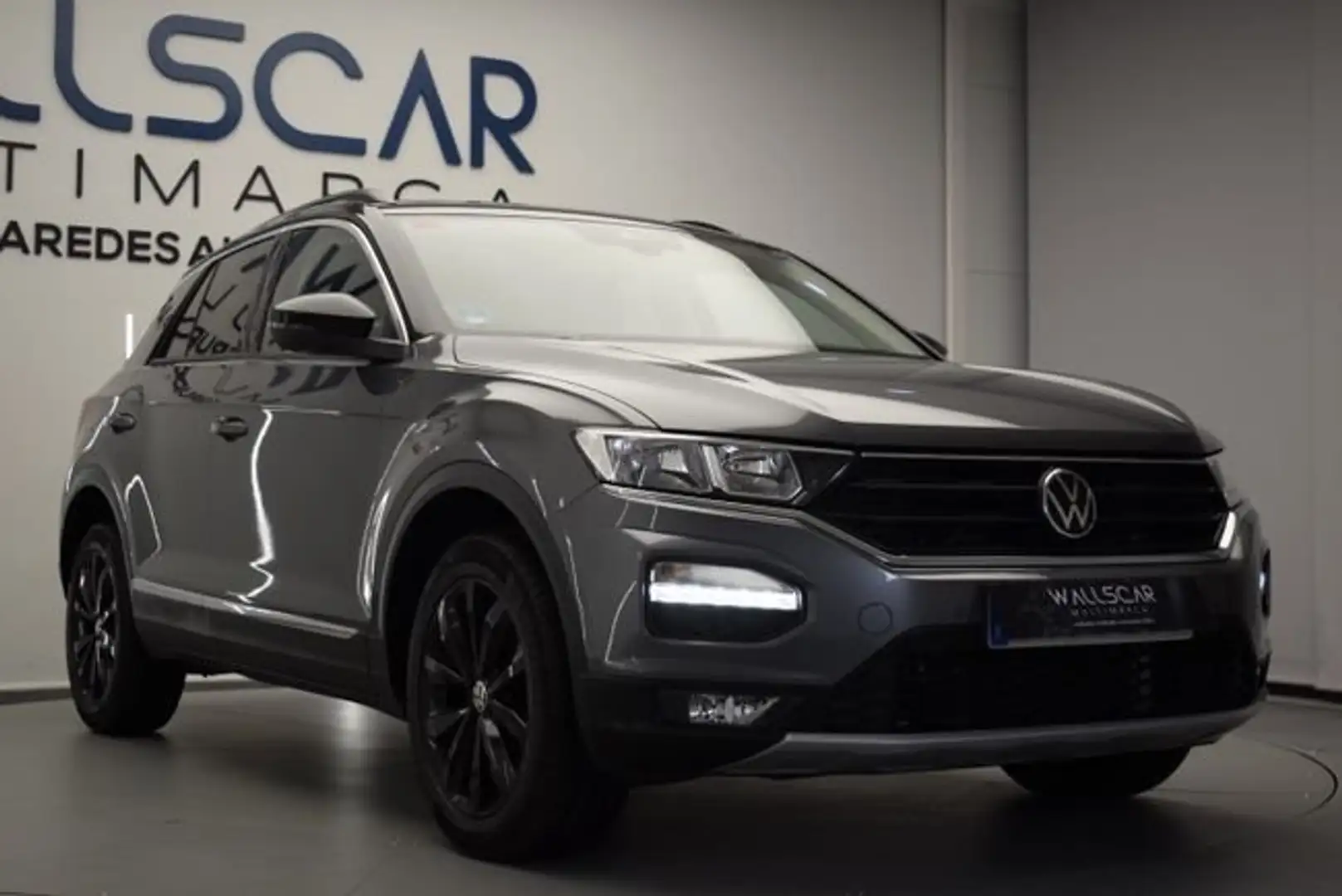 Volkswagen T-Roc 2.0TDI Advance Style DSG7 Gris - 2