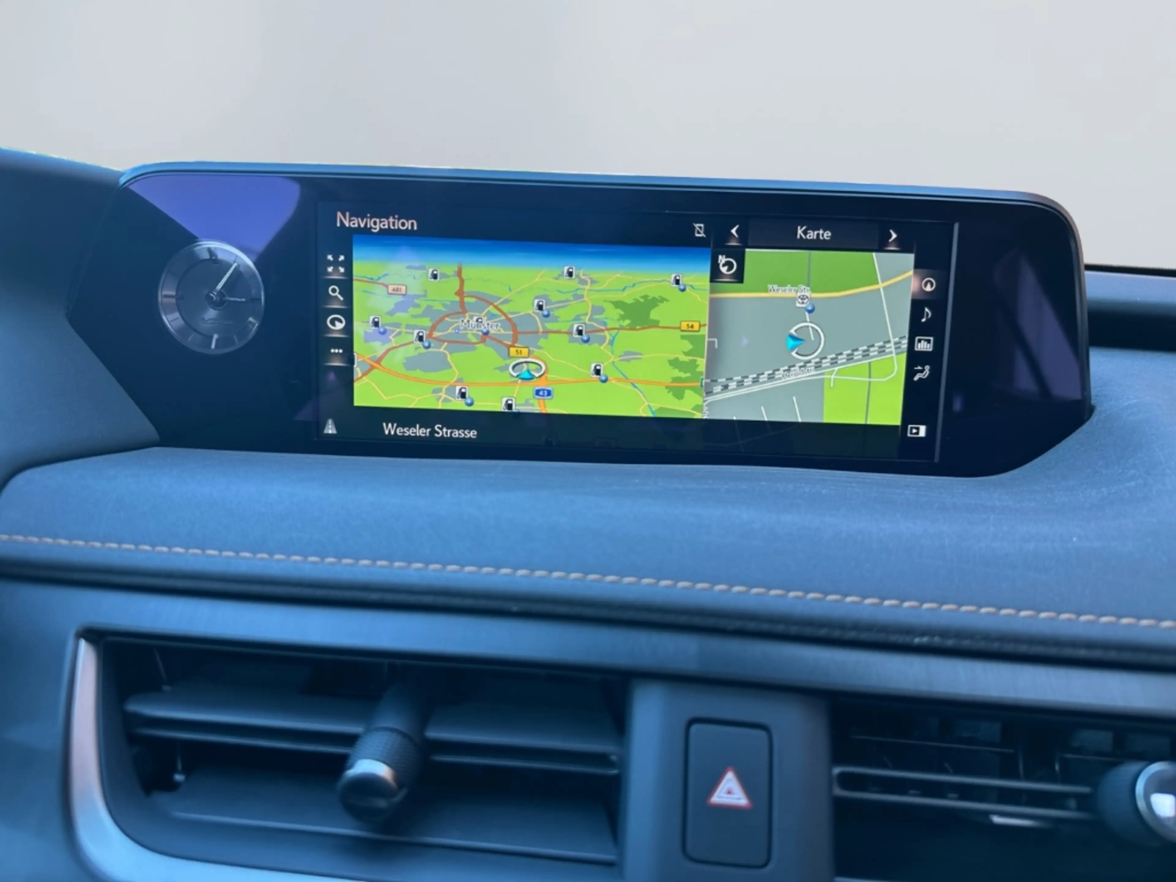 Lexus UX 250h Luxury Line *Matrix*HUD*Leder*360°*Memory* — photo 15