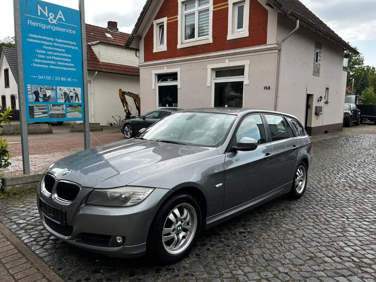 BMW 318 Touring 318d*ALLWETTERREIFEN*PANORAMA*TÜV Grau - 1
