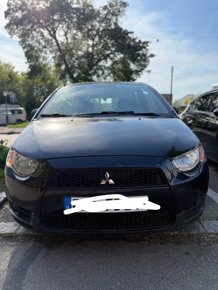Mitsubishi Colt