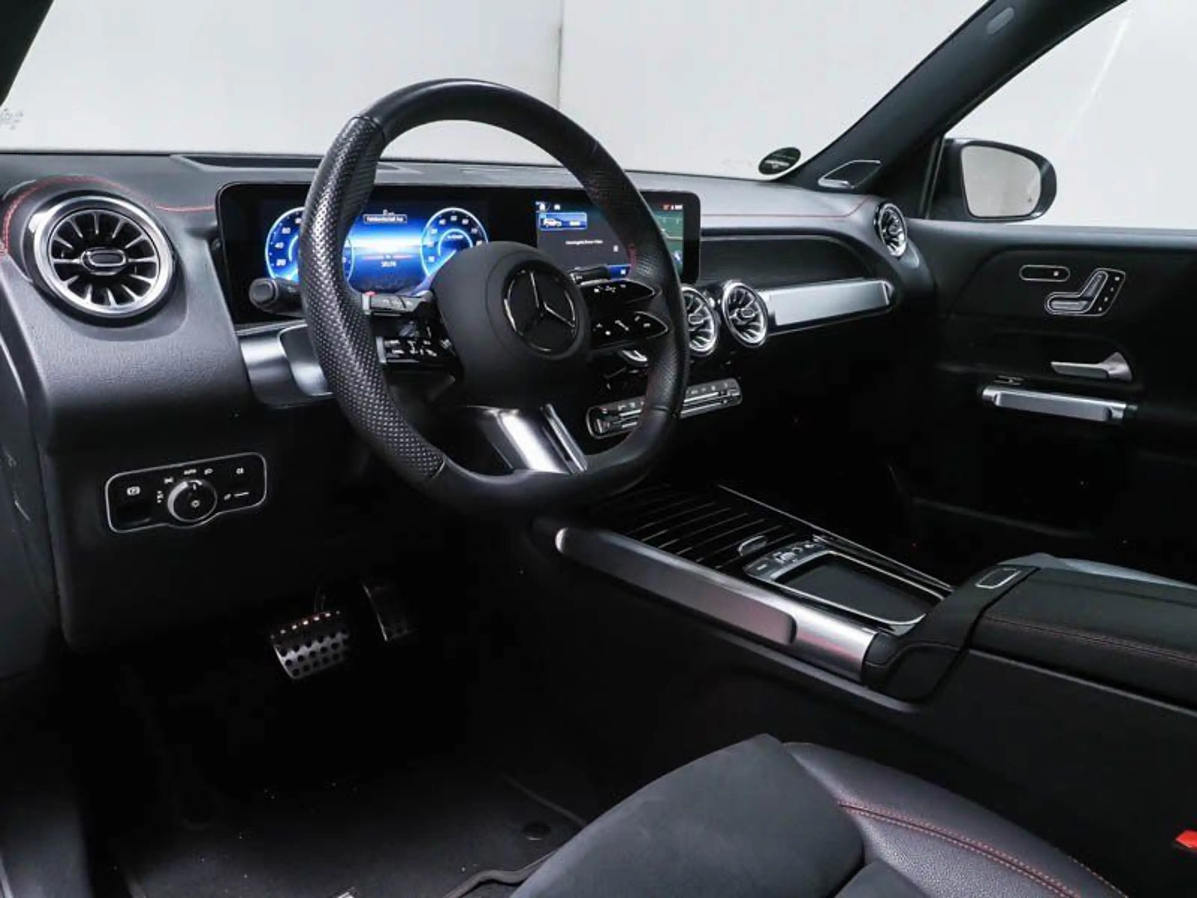 Mercedes-Benz EQB 250 AMG-PREMIUM NIGHT MEMORY KEYLG BURMESTE — photo 7