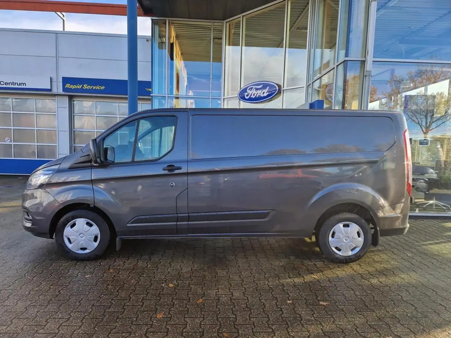 Ford Transit Custom 300 2.0 TDCI L2H1 Trend 130pk| Automaat | Driver A Grijs - 2