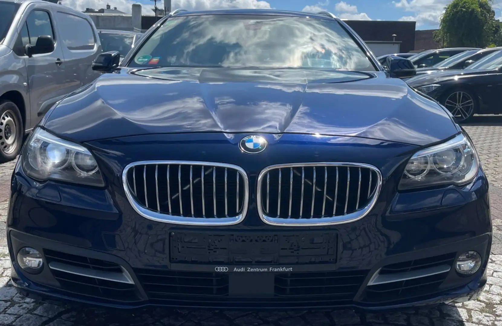 BMW 535 i T  *SPORT*NAVI-AUTOMA-LEDER-AHK-BI XENON-NR Blau - 2