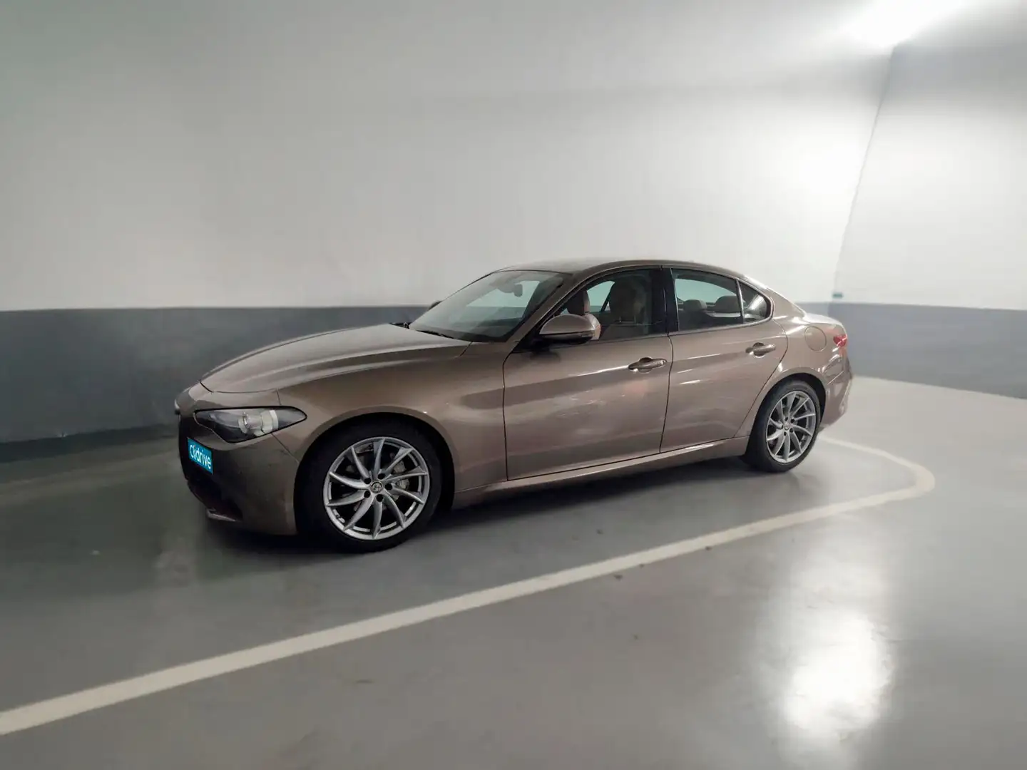 Alfa Romeo Giulia 2.2 Diesel Super 180 Marrón - 2