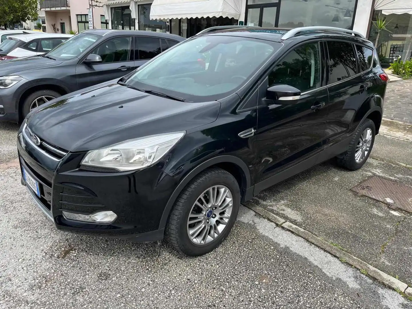 Ford Kuga 2.0 TDCI 140 CV 4WD Titanium Nero - 2