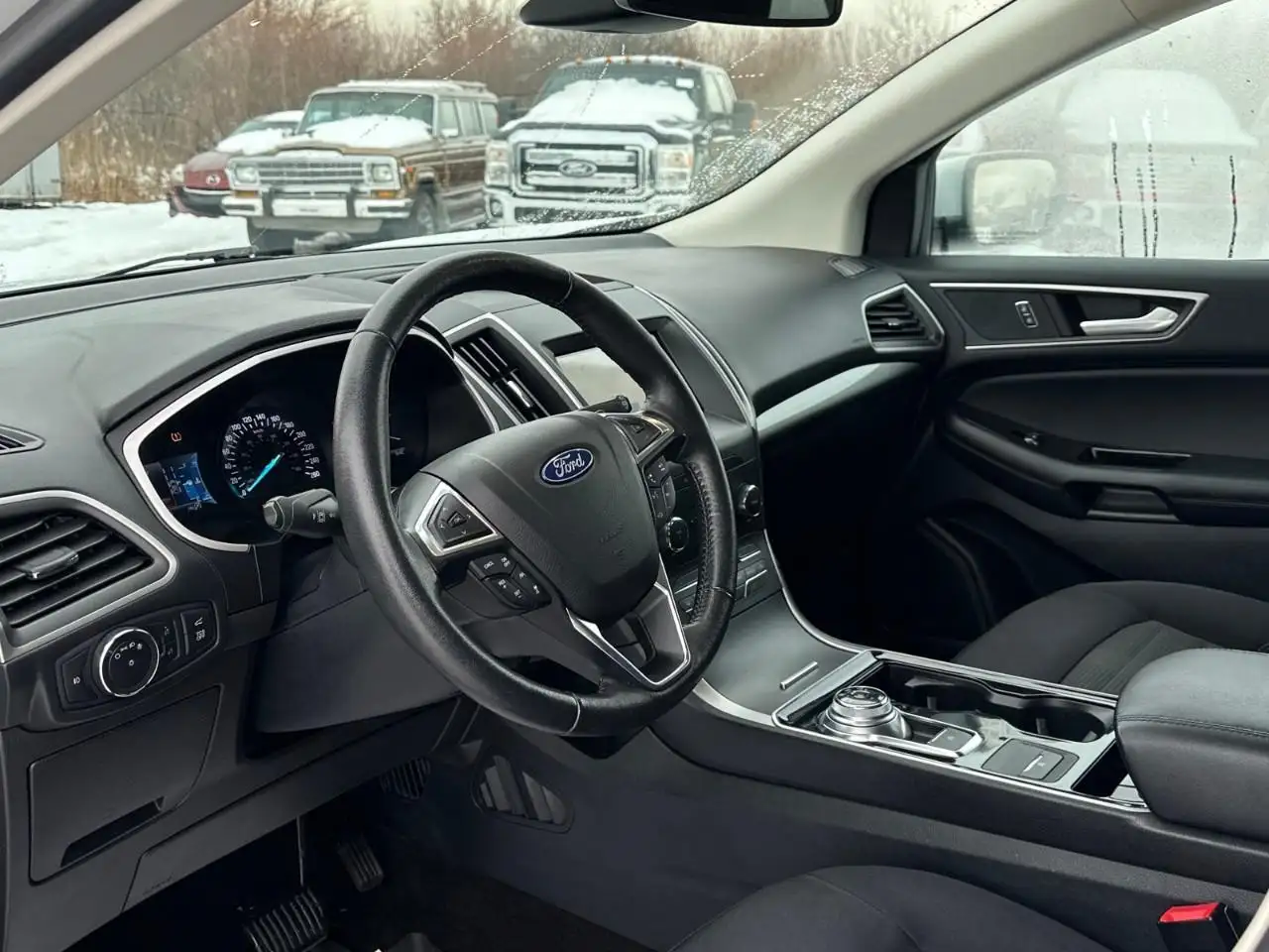 Ford Edge снимка Ford Edge