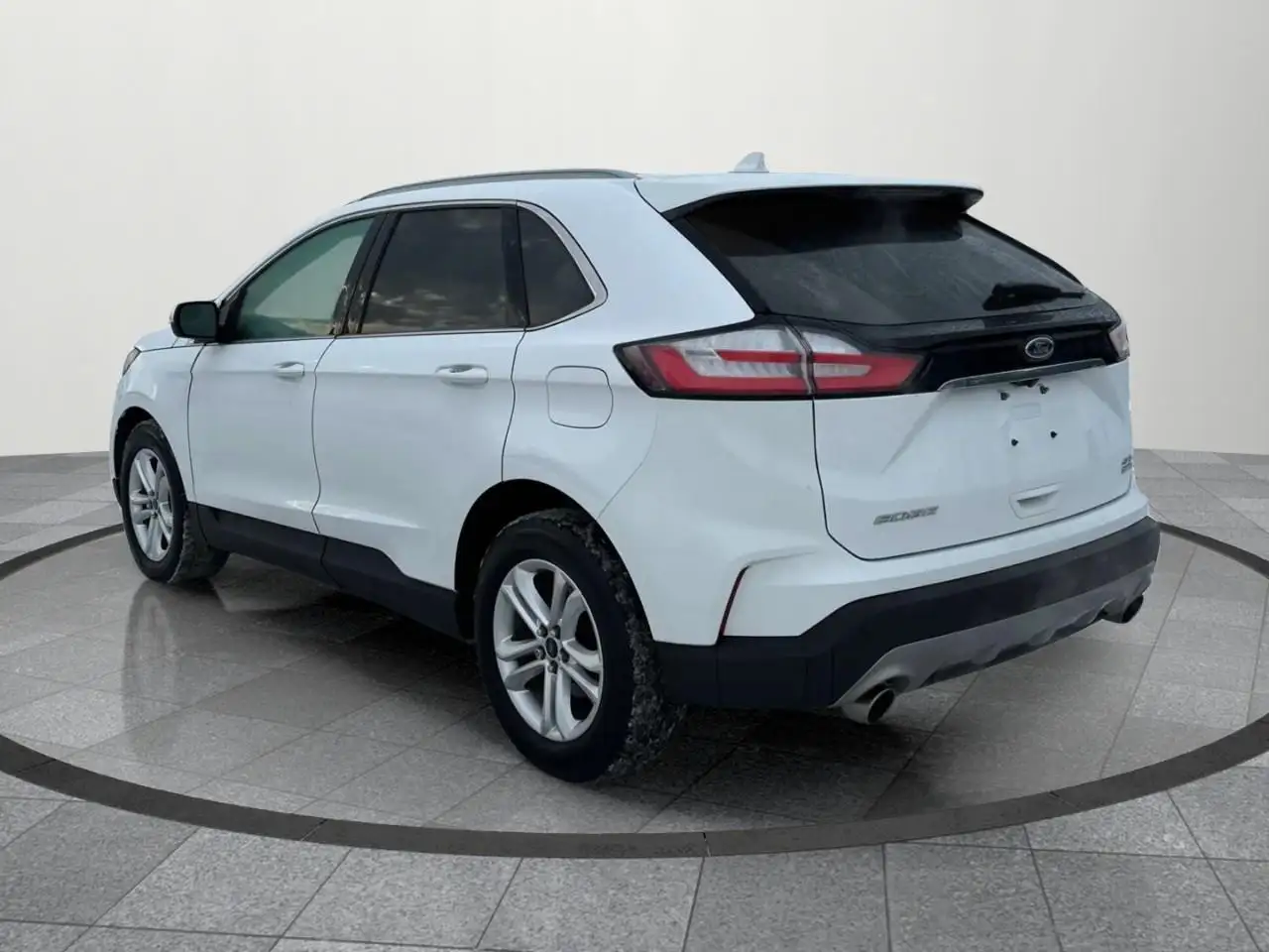 Ford Edge снимка Ford Edge