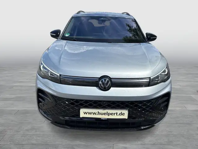 Volkswagen Tiguan view 6