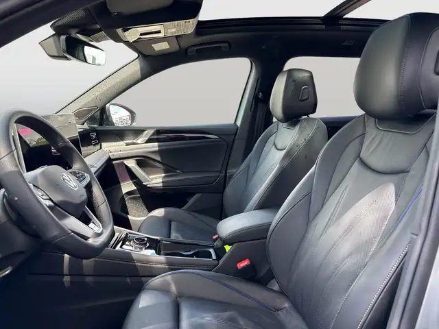 Volkswagen Tiguan view 8