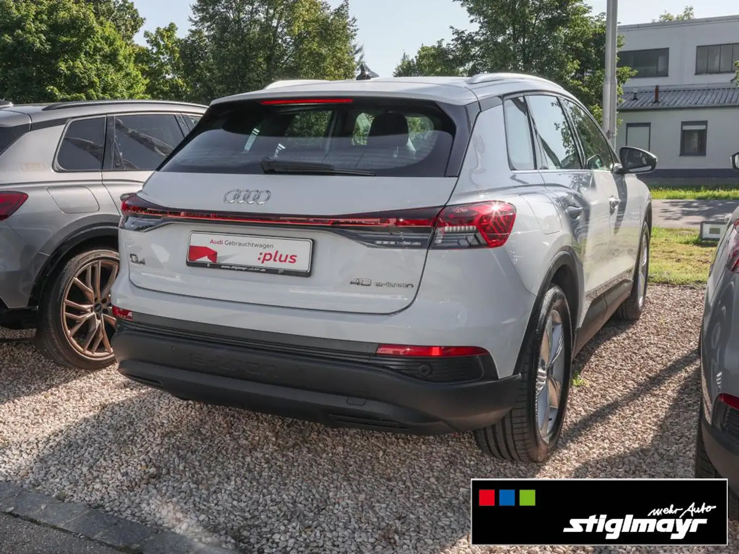 Audi Q4 e-tron 40 e-tron AHK+LED+NAVI+PDC+VC Blanc - 2