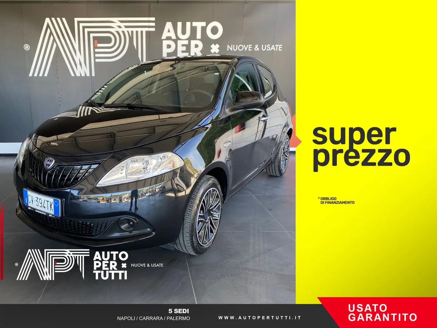 Lancia Ypsilon Ypsilon 1.0 firefly hybrid Silver Plus s&s 70cv Nero - 1
