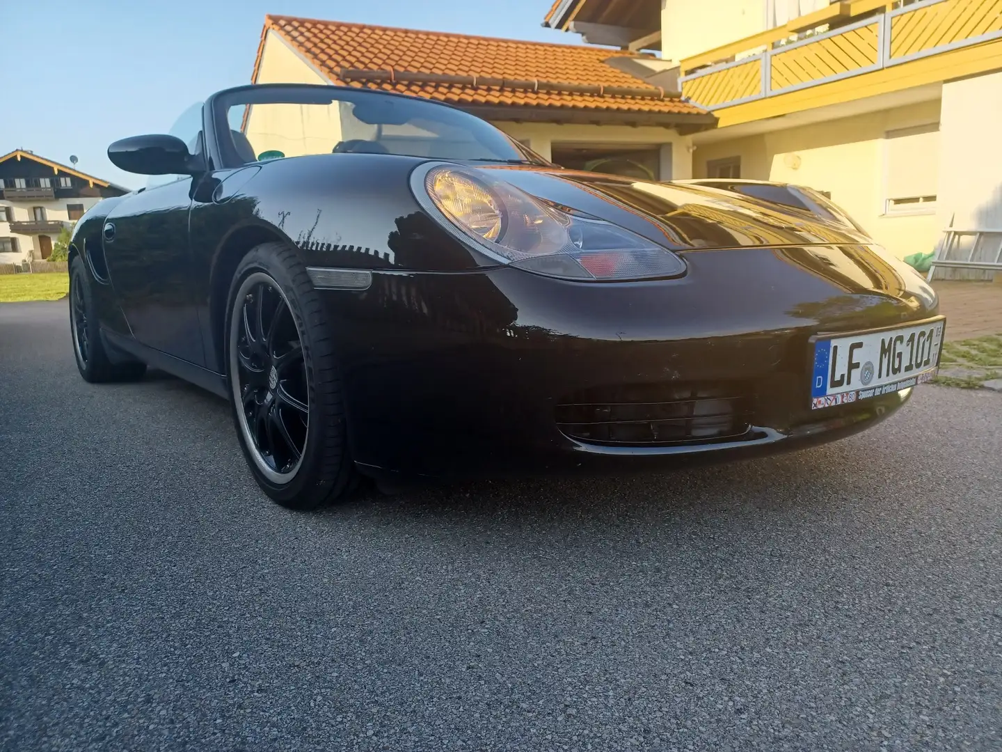 Porsche Boxster - 1