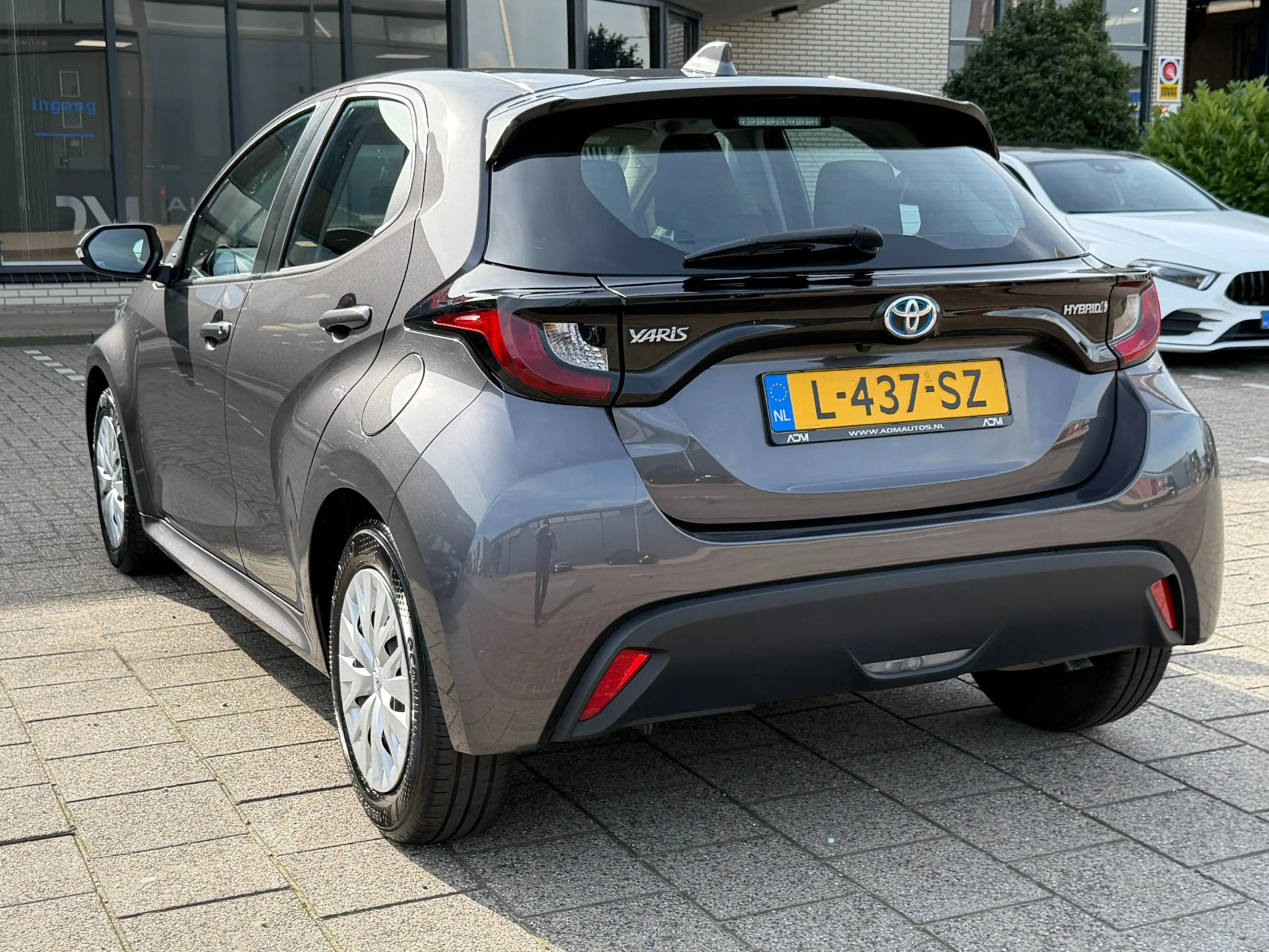 Toyota Yaris 1.5 Hybrid Active — photo 20