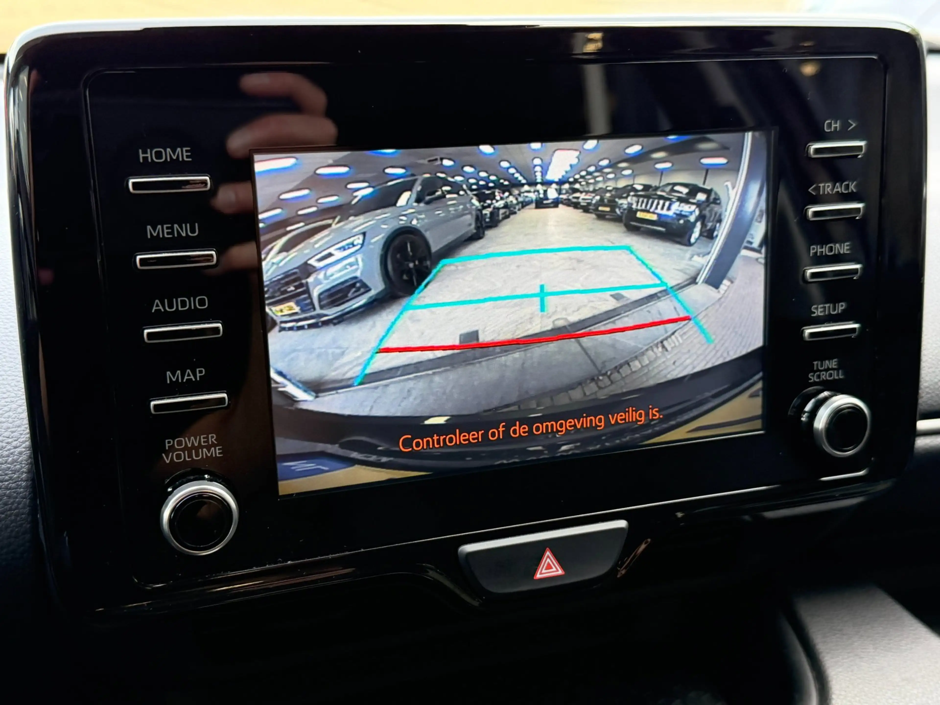 Toyota Yaris 1.5 Hybrid Active — photo 9