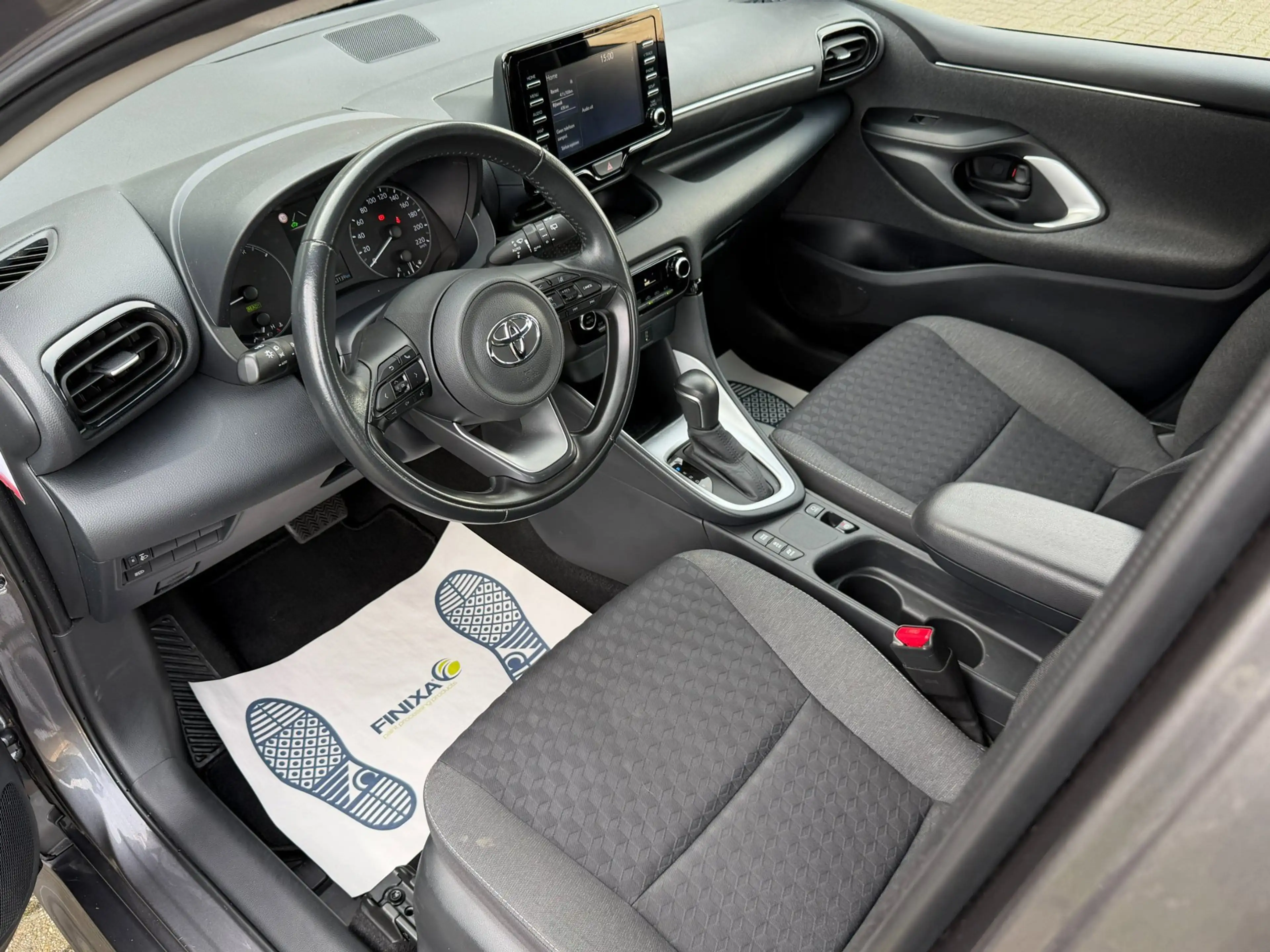 Toyota Yaris 1.5 Hybrid Active — photo 5