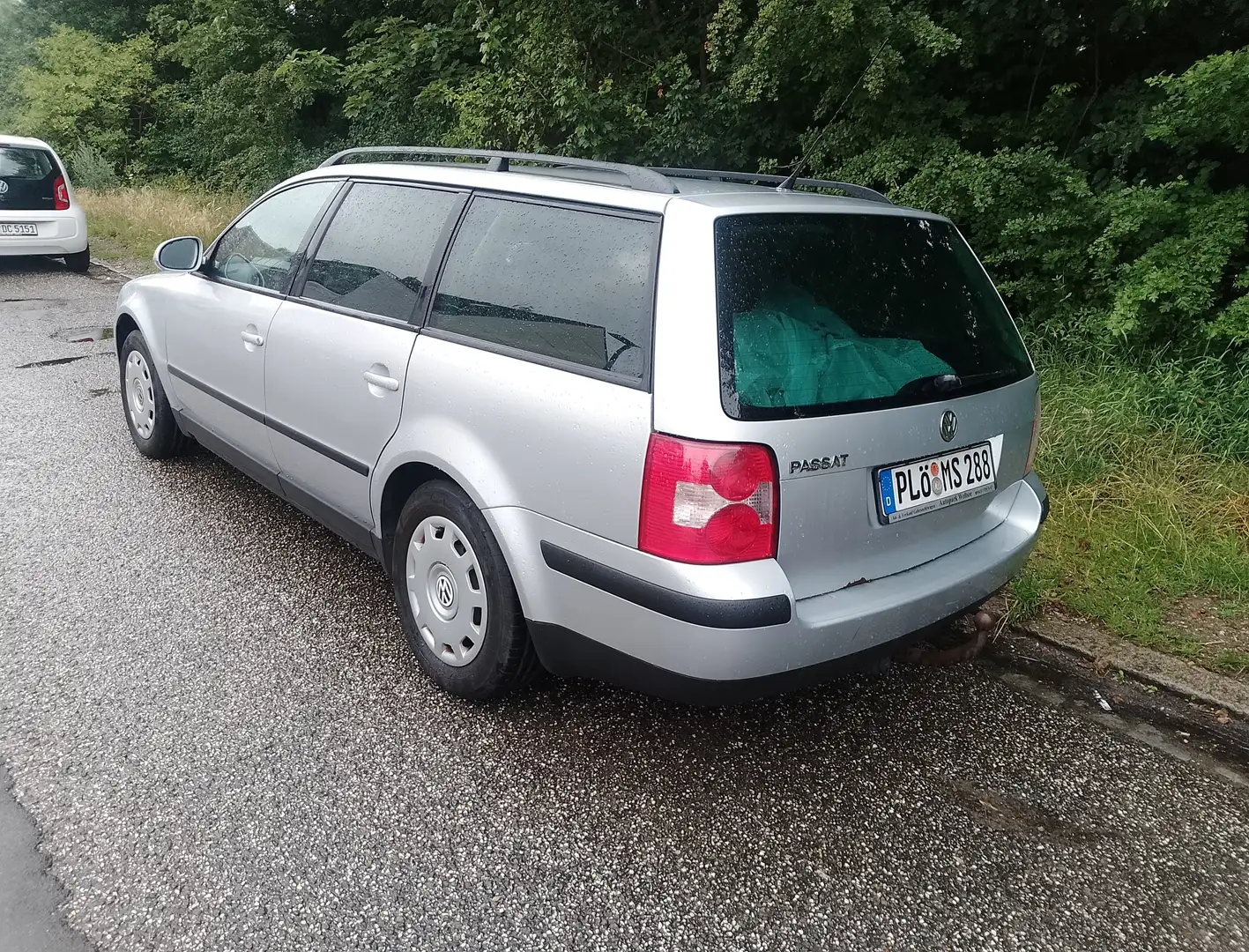 Volkswagen Passat Variant 1.6 KLIMA.AHK.Tüv NEU Zilver - 2