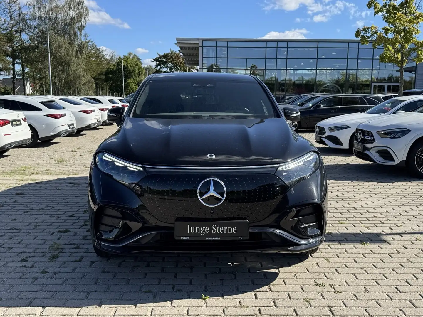 Mercedes-Benz EQS EQS 450+ SUV AMG Adv Plus PAno Distr 360 Cam Night AMG Adv Plus PAno Distr 360 Cam Night Schwarz - 2