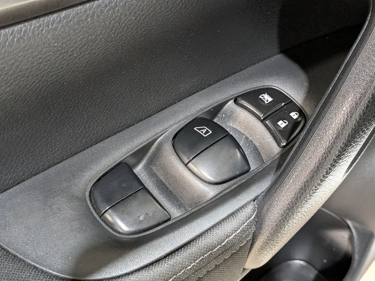 Nissan Qashqai снимка Nissan Qashqai