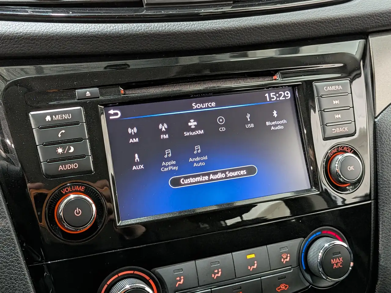 Nissan Qashqai снимка Nissan Qashqai
