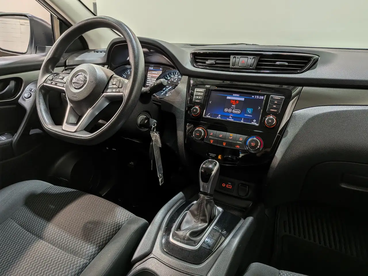 Nissan Qashqai снимка Nissan Qashqai
