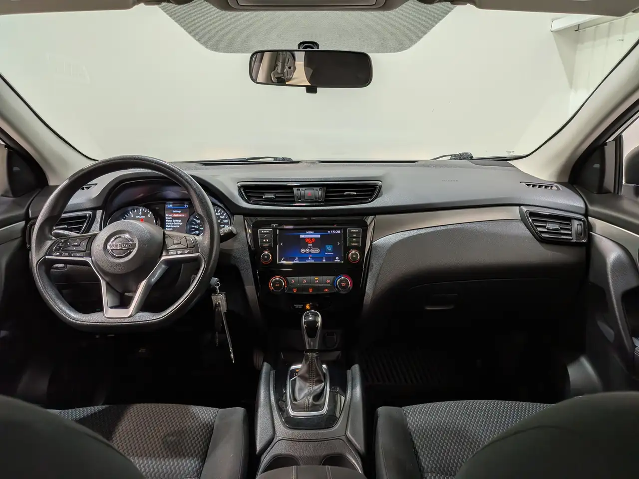 Nissan Qashqai снимка Nissan Qashqai