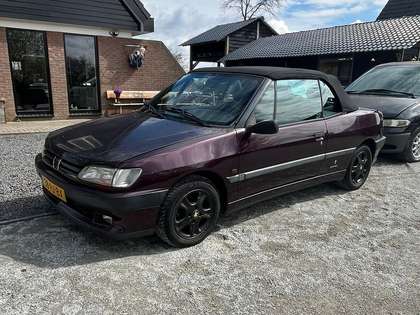 Peugeot 306