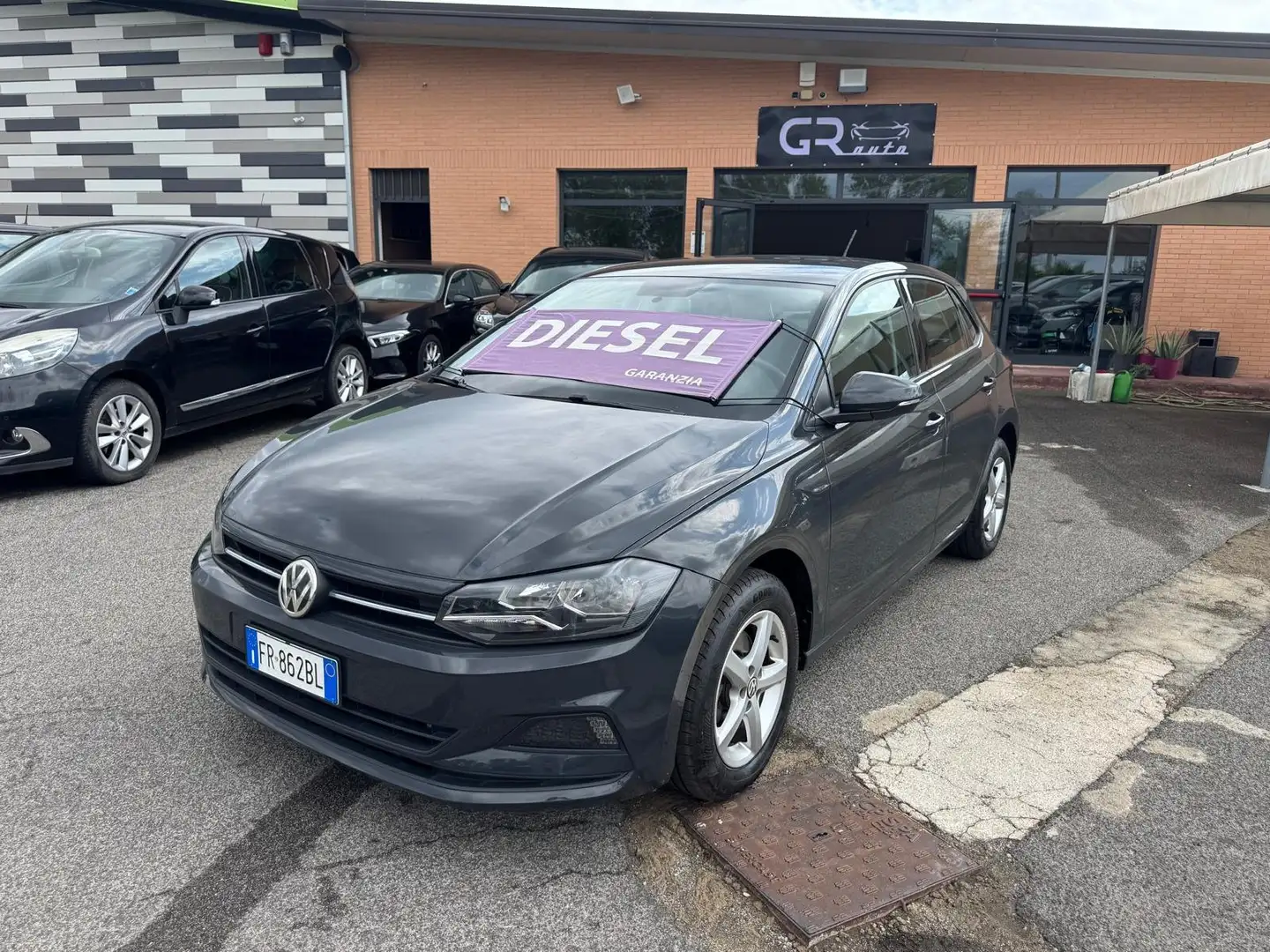 Volkswagen Polo Polo VI 2017 5p 1.6 tdi Comfortline 95cv Grigio - 1