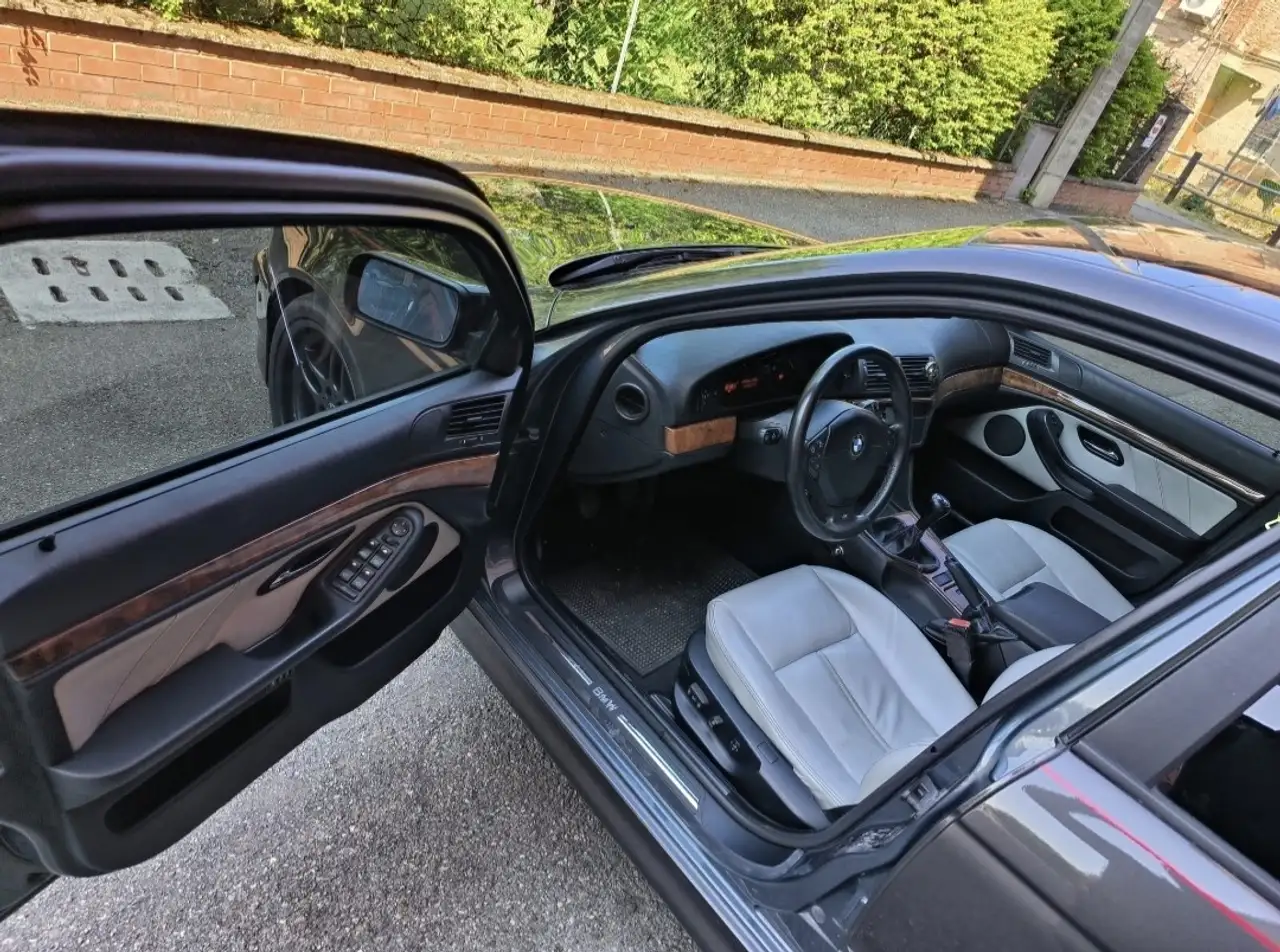 BMW 530d Futura, foto 2