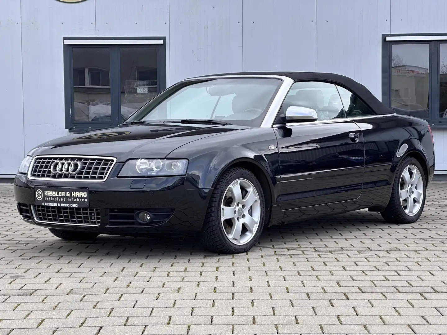 Audi S4 Cabriolet 4.2 quattro/Bose/Leder/PDC/Xenon Noir - 2