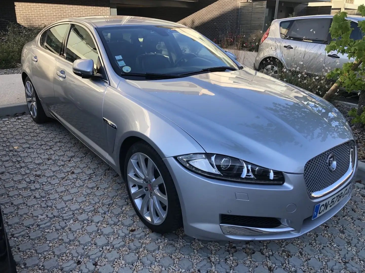 Jaguar XF 2.2 D - 190 - 1