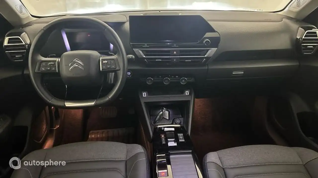 Citroen C4 Berline — photo 11