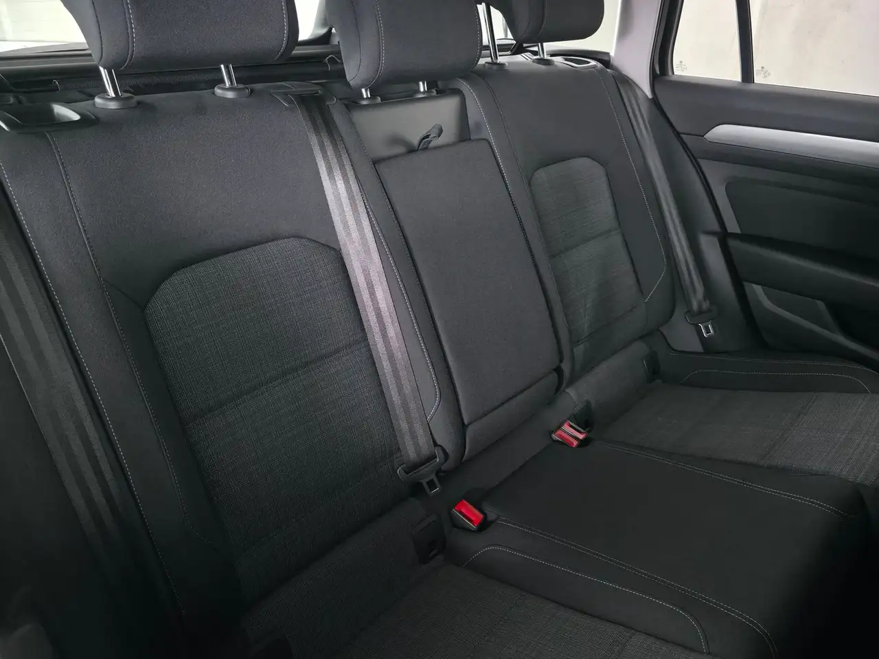 Volkswagen Passat Variant Business TDI DSG 17
