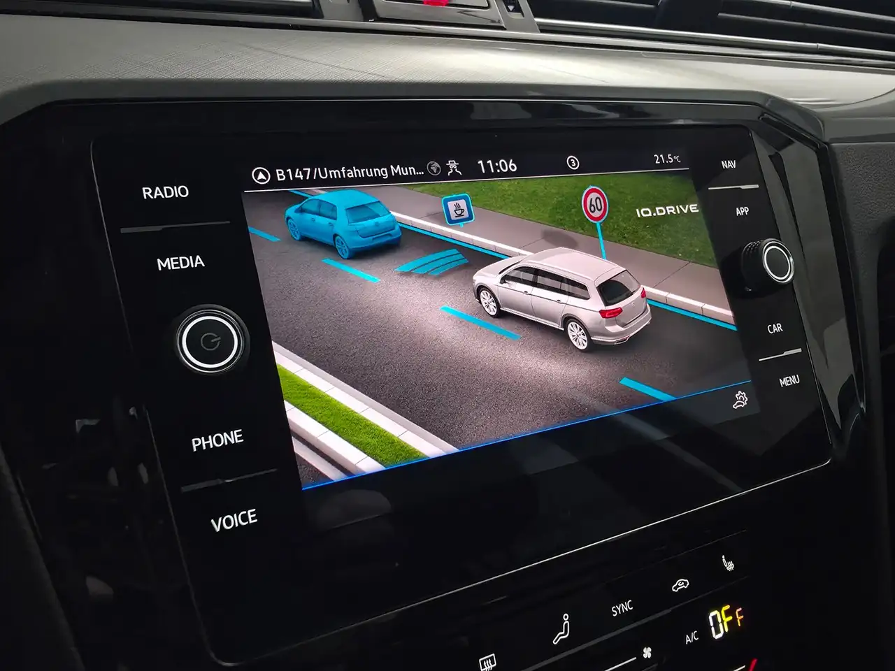 Volkswagen Passat Variant Business TDI DSG 19