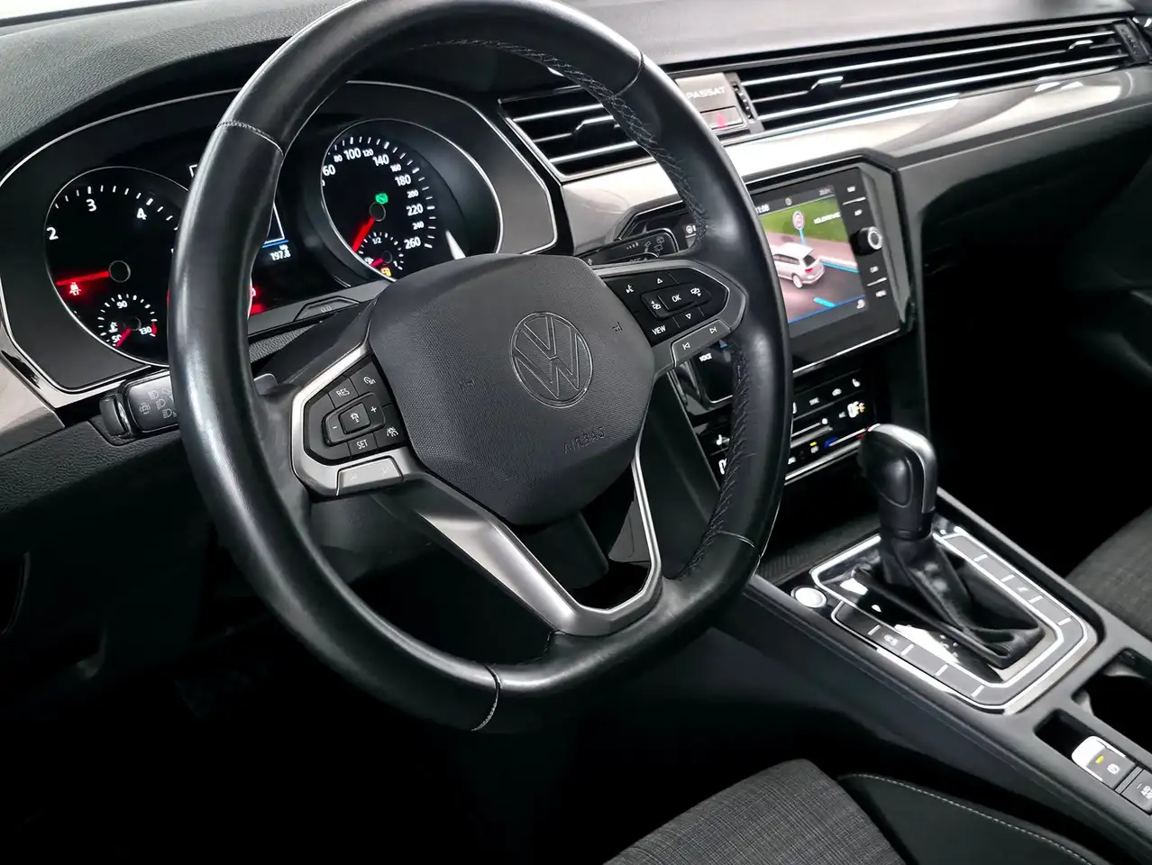 Volkswagen Passat Variant Business TDI DSG 11