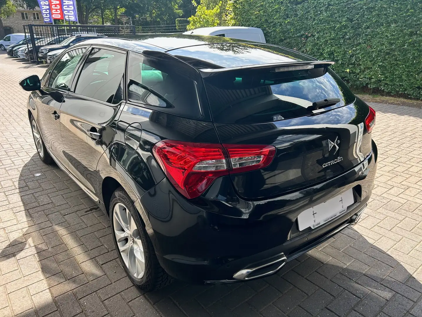 Citroen DS5 DS5 BlueHDi 180 Aut. Chic -€1000 SUMMER DEAL Noir - 2