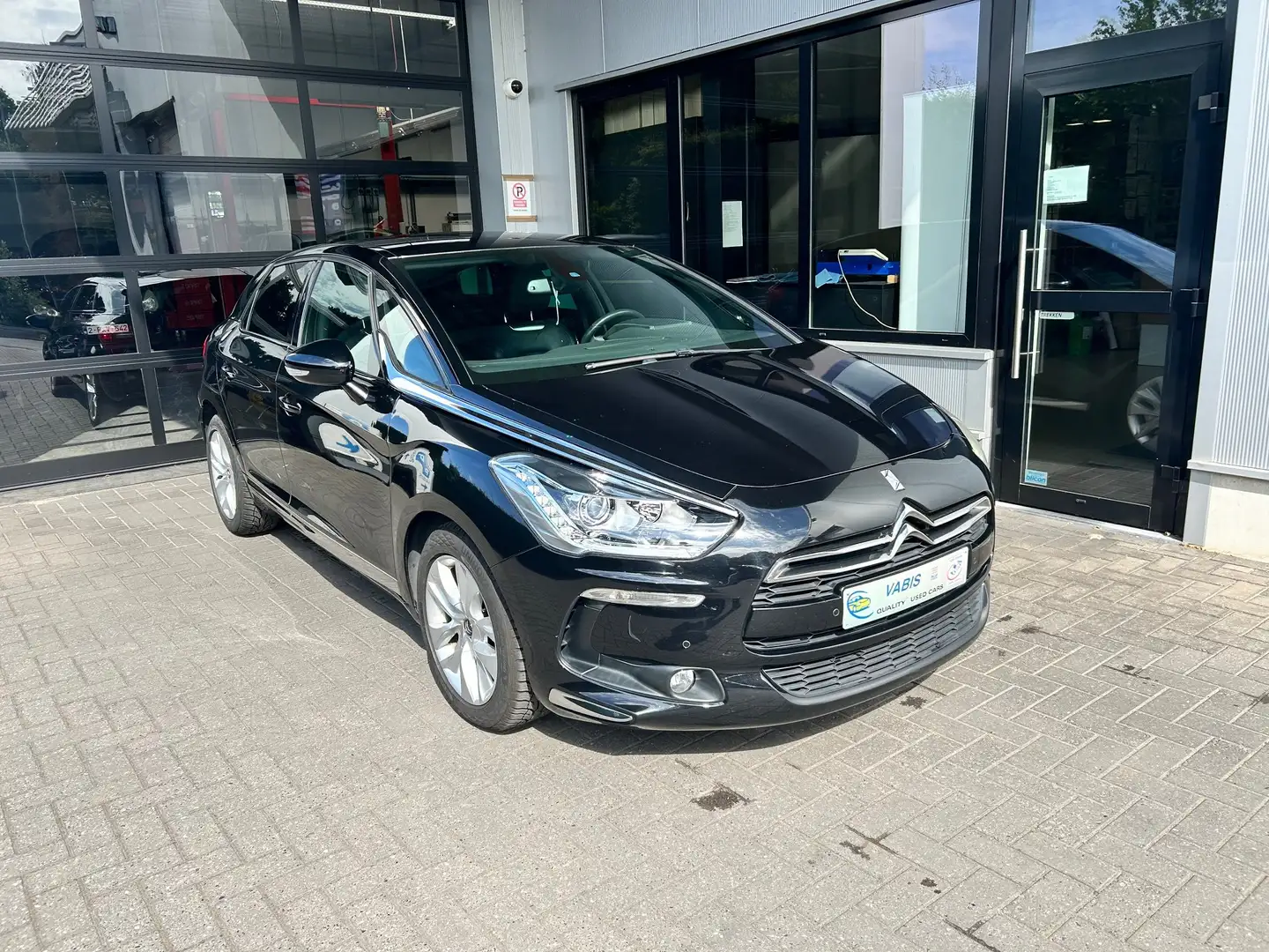 Citroen DS5 DS5 BlueHDi 180 Aut. Chic -€1000 SUMMER DEAL Noir - 1