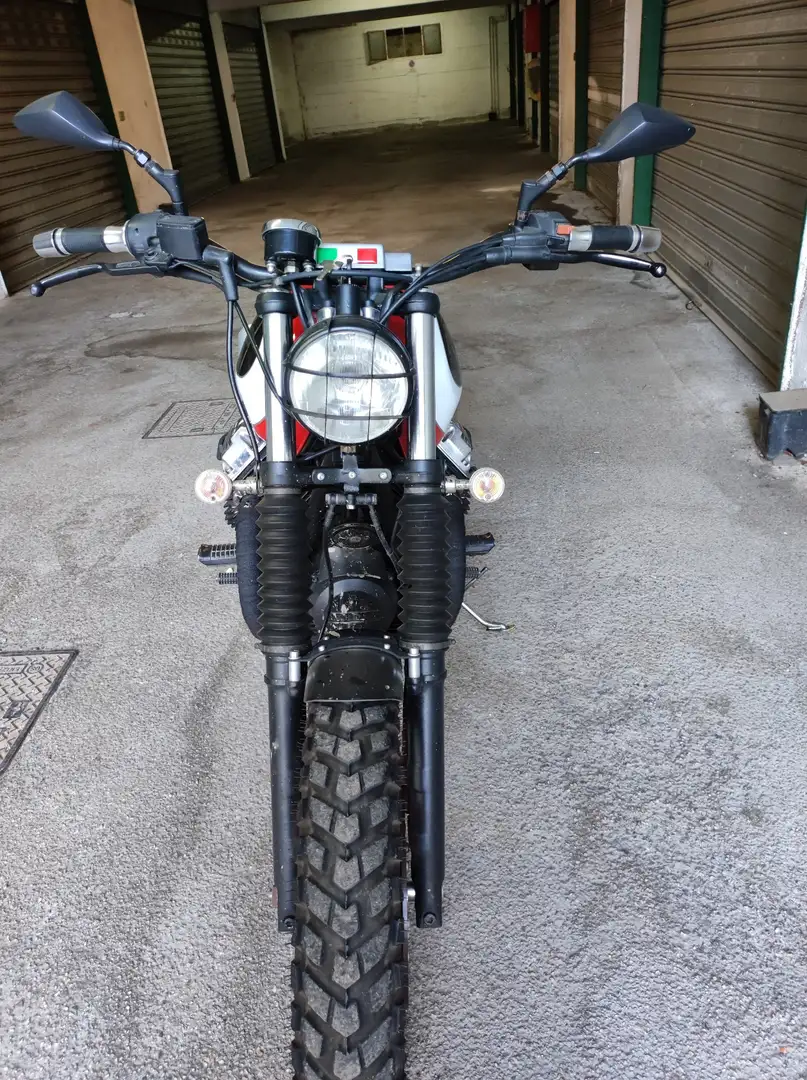 Moto Guzzi V 50 Scrambler Rojo - 1