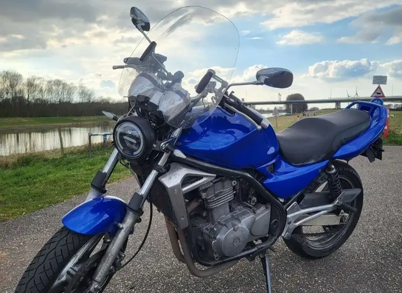 Kawasaki ER-5 - foto 7