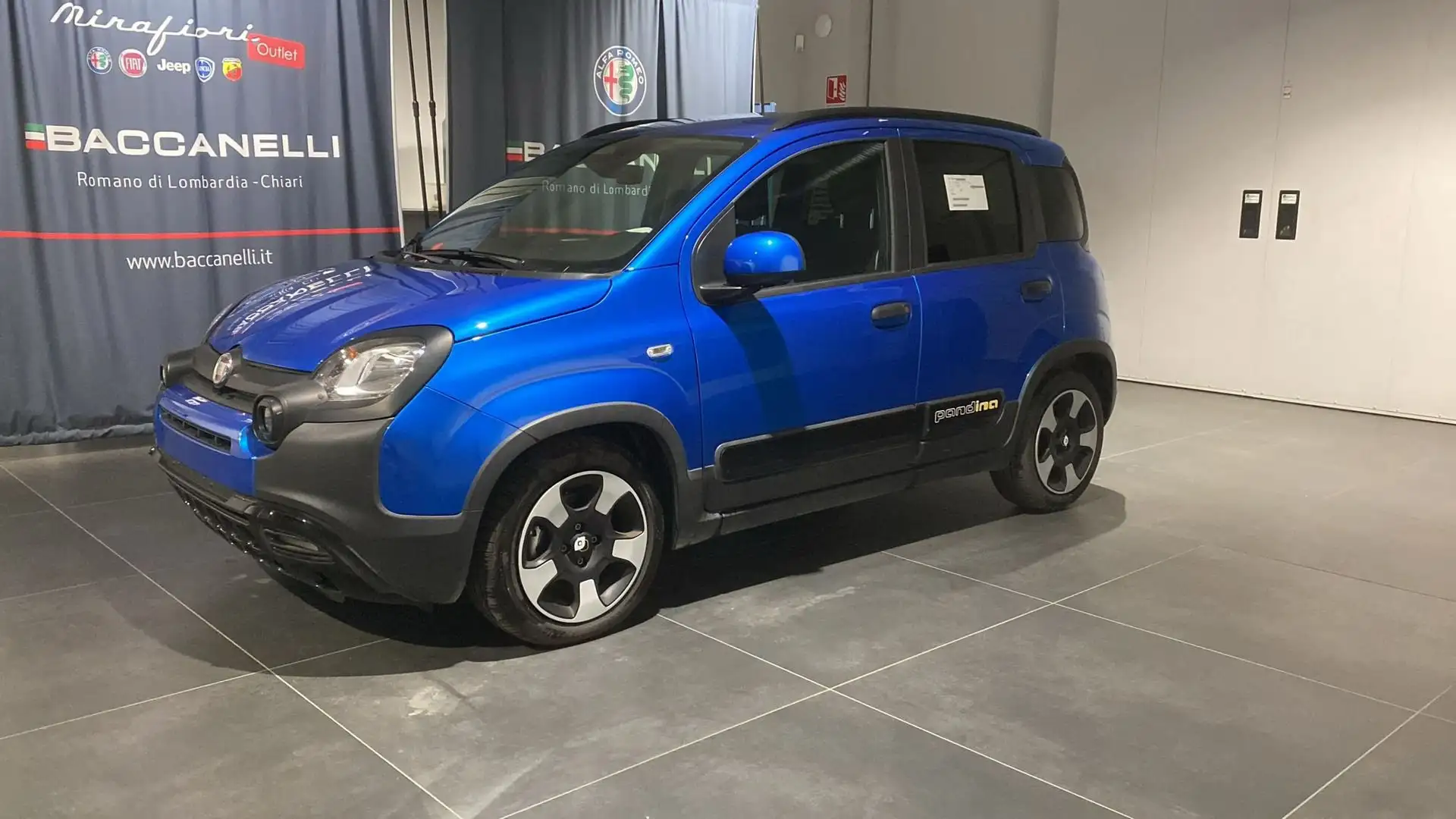 Fiat Panda 1.0 FireFly S&S Hybrid Pandina Bleu - 1