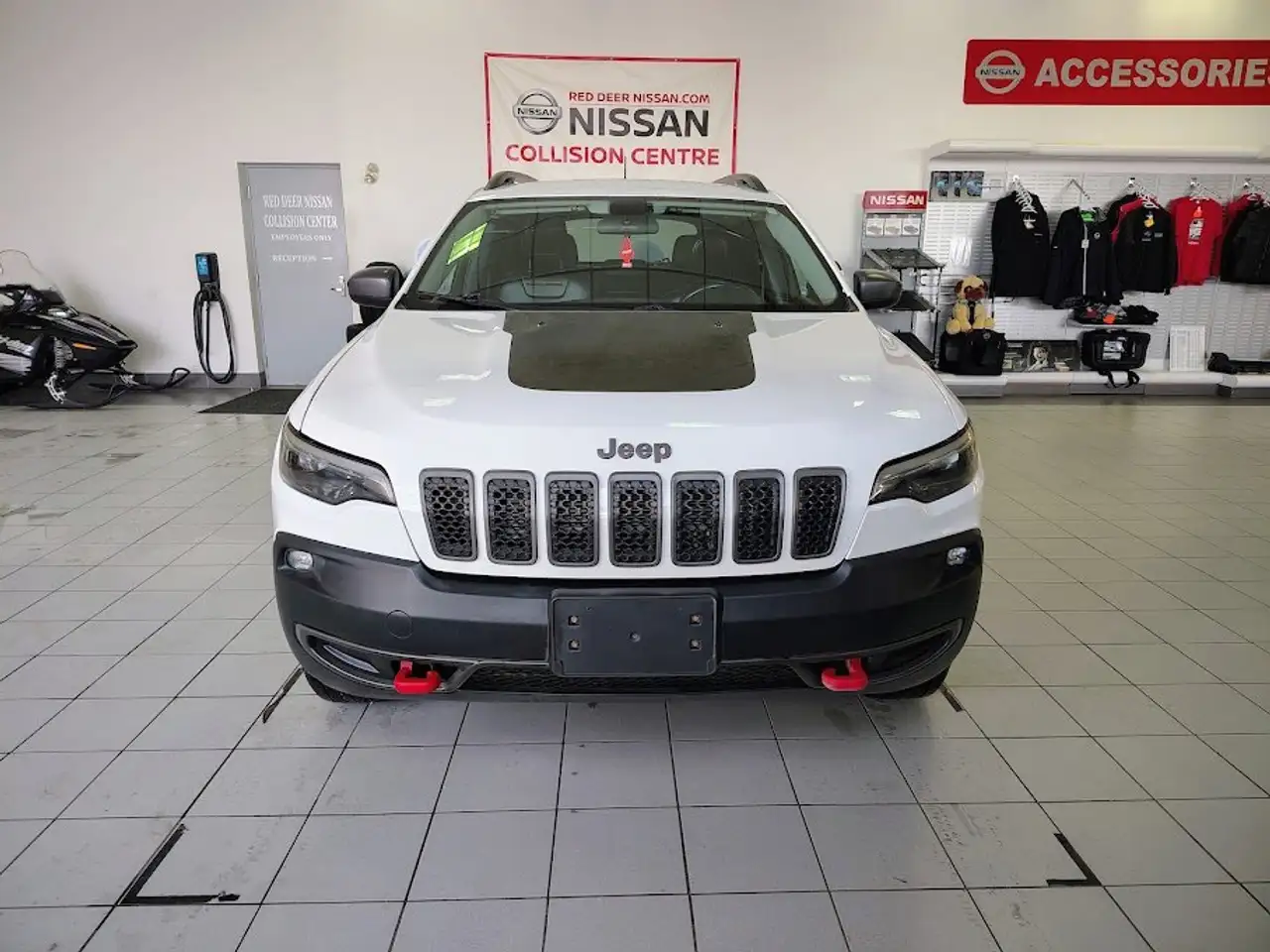 Jeep Cherokee снимка Jeep Cherokee