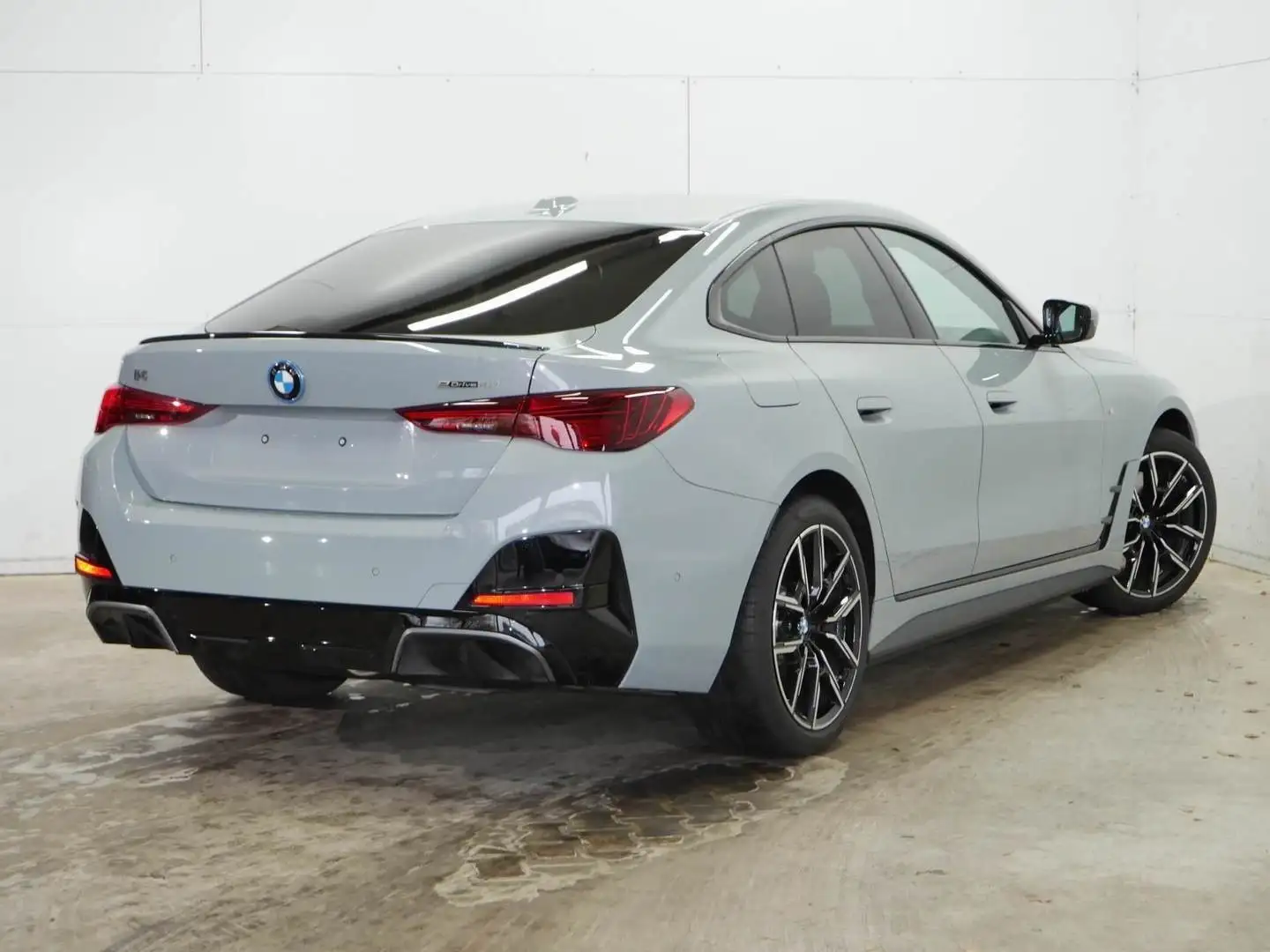 BMW i4 eDrive40 Gran Coupé M Sport PRO //AHK HUD Grau - 2
