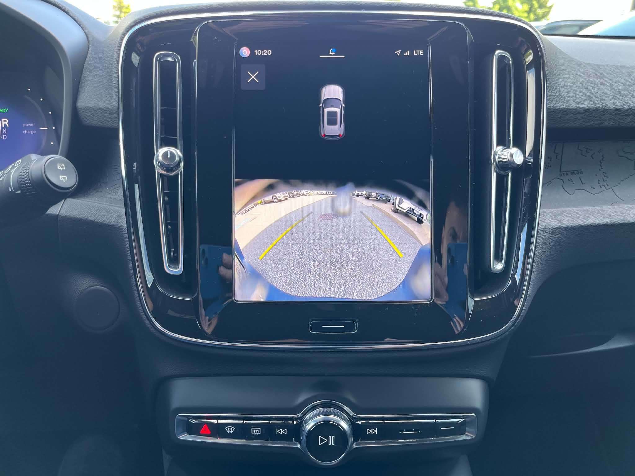 2024 Volvo XC40 Twin eAWD Core thumb 21
