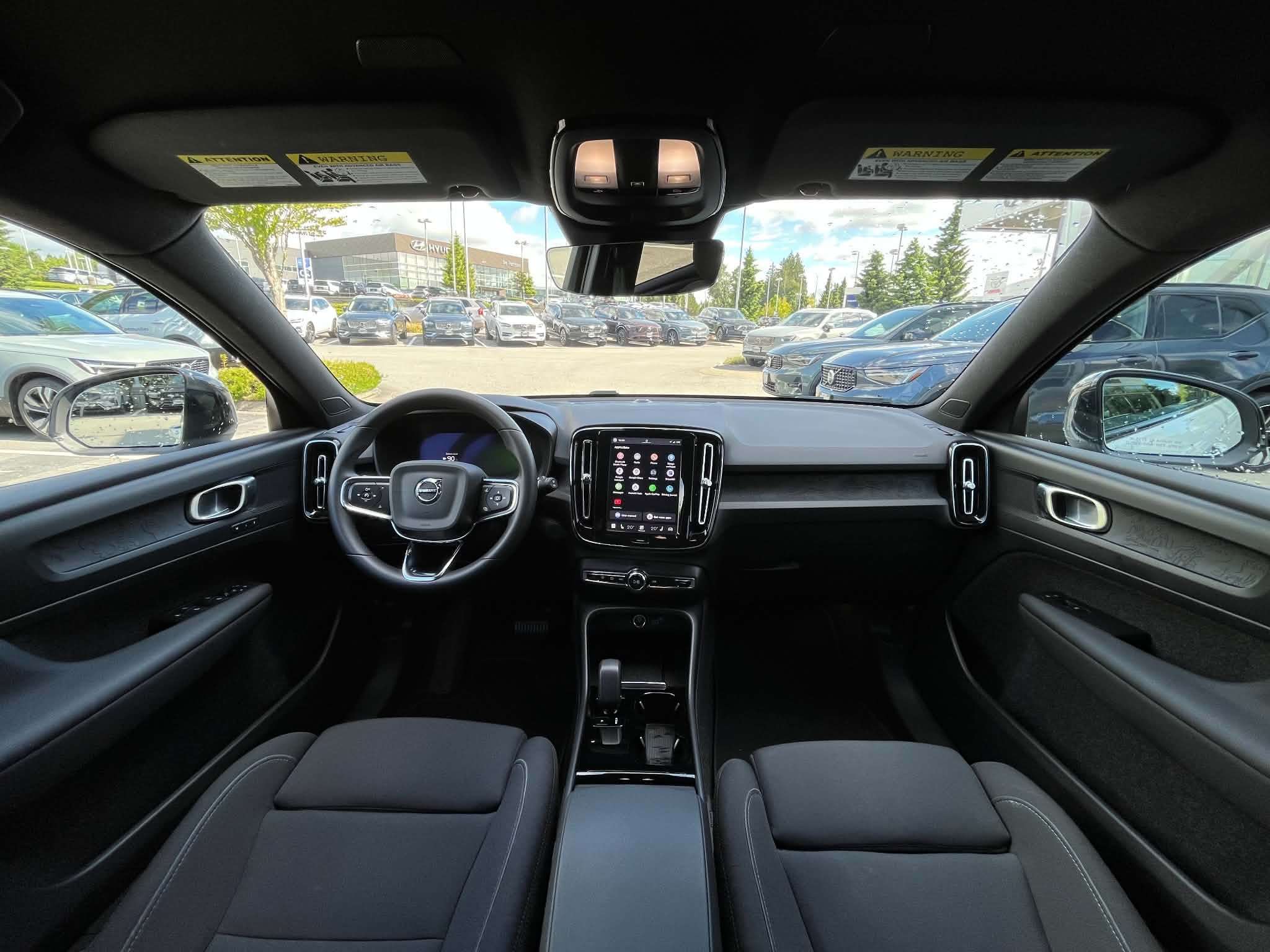2024 Volvo XC40 Twin eAWD Core thumb 22